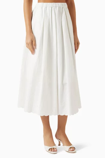 تنورة بيو طويلة ومطرزة