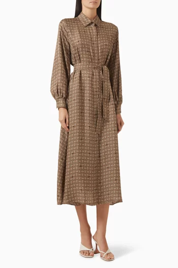 فستان بنمط قميص وحزام حرير