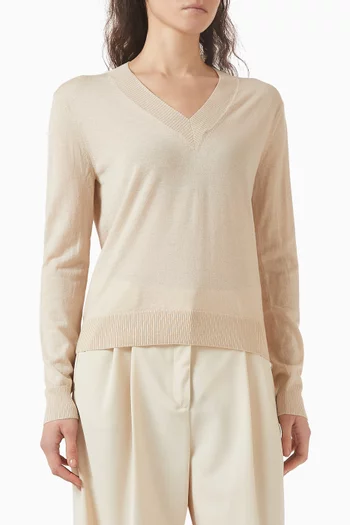 سترة بفتحة رقبة على شكل حرف V صوف وكشمير