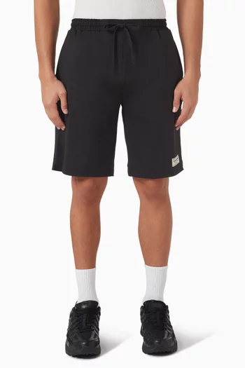 شورت بشعار الماركة وحياكة داخلية 10 بوصة قماش سوفتسكين معاد تدويره