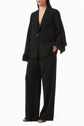 جاكيت بطبقة بنمط كاب