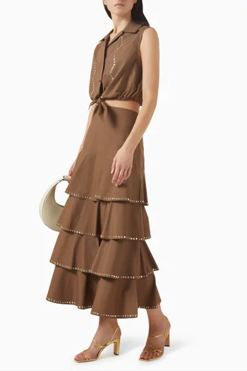 تنورة بطبقات متعددة ومطرزة بأحجار الراين قطن