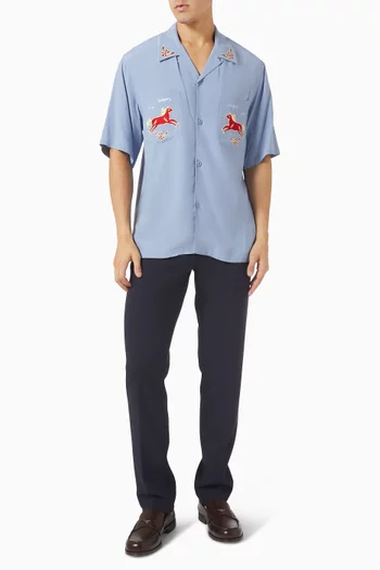 قميص مزين بحصان فيسكوز