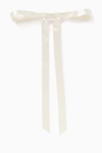 مشبك غريتا بتصميم عقدة حرير ستان