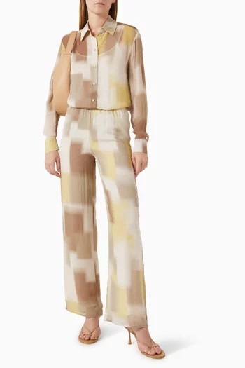 قميص مزين بنقشة