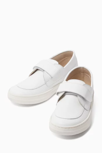 Deck Shoes in Leather