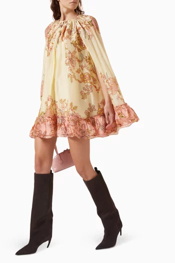 فستان ريا بأكمام بنمط كاب ونقشة