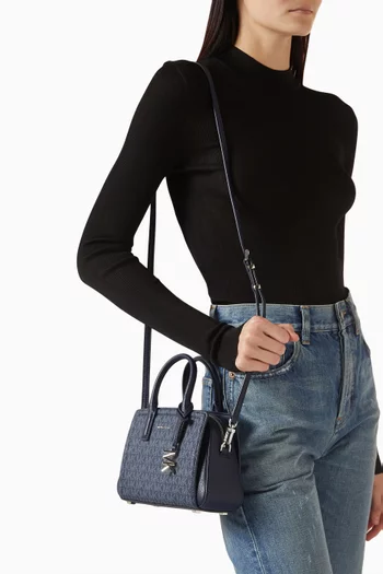 حقيبة يد ليلى مقاس XS قنب بشعار الماركة