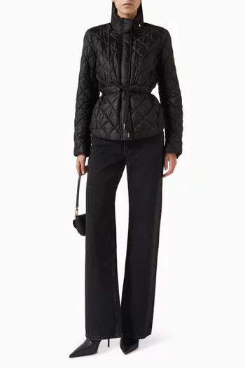 جاكيت بتصميم منفوخ ومبطّن