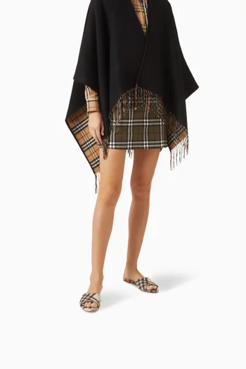 Sloane Check Slides in Canvas