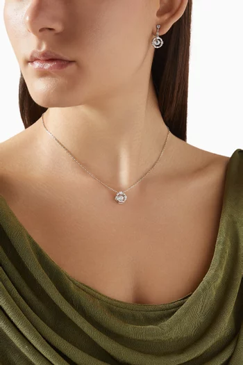 قلادة كونستيلا بدلاية معدن مطلي روديوم‏