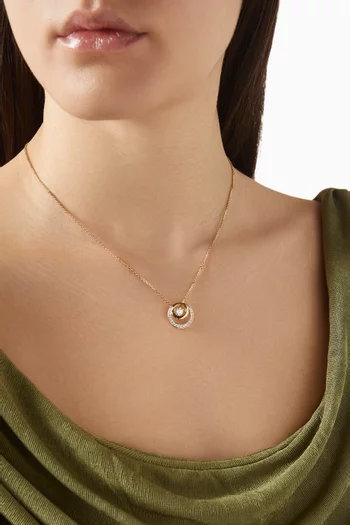 قلادة هايبربولا بدلاية معدن مطلي بلون ذهبي