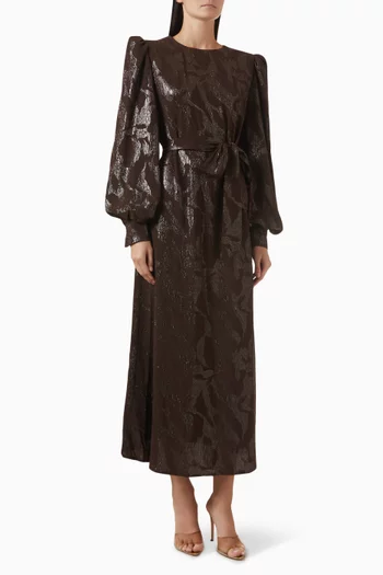 فستان متوسط الطول بحزام