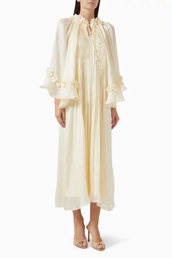 فستان متوسط الطول بكشكش