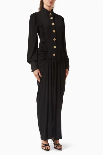 فستان بأزرار وكشكش