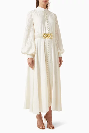 فستان بأزرار وحزام