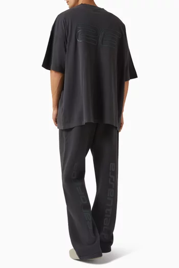 تي شيرت بشعار الماركة من التسعينيات قطن