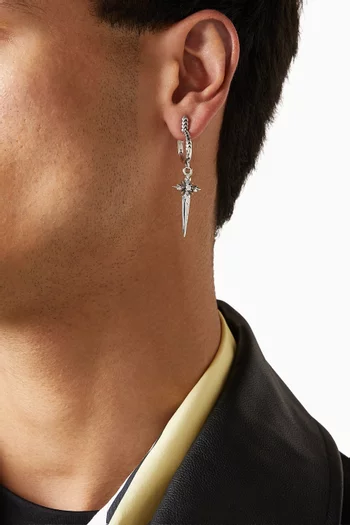 قرط منفرد ستيلا فينتس بخنجر فضة إسترلينية