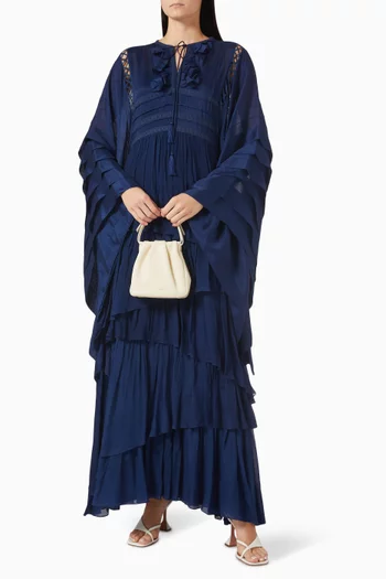 فستان طويل بكشكش