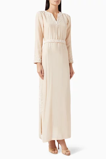 فستان مزين بتطريزات كريب هندي