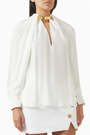 بلوزة بحلية معدنية عند فتحة الرقبة جورجيت