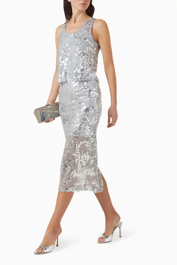 تنورة متوسطة الطول مطرزة بالترتر