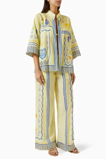 طقم كلير متناسق مزين بنقشة