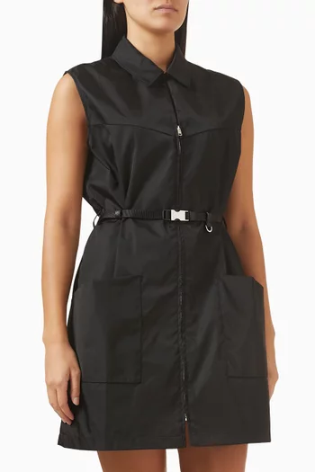 فستان قصير بحزام نايلون معاد تدويره