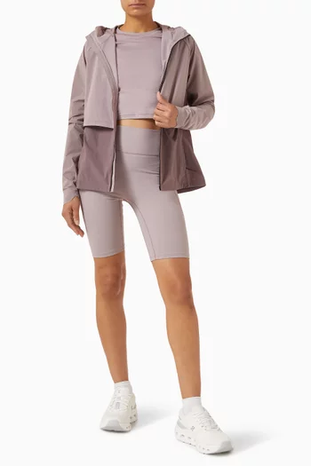 بلوزة ستوديو تي قصيرة بأكمام طويلة