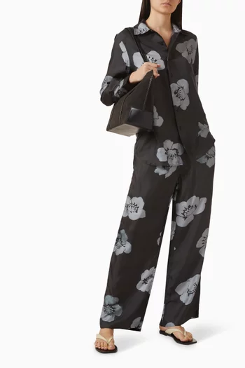 قميص بقصة فضفاضة ونقشة زهور حرير