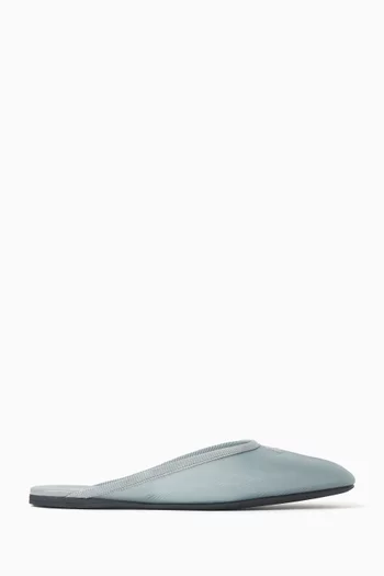 Logo Slippers in Mesh