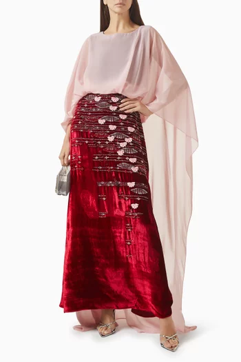 فستان مزين بتطريزات زهور بارزة مخمل وشيفون