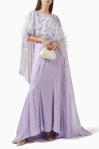 فستان بكاب وتطريزات زهور