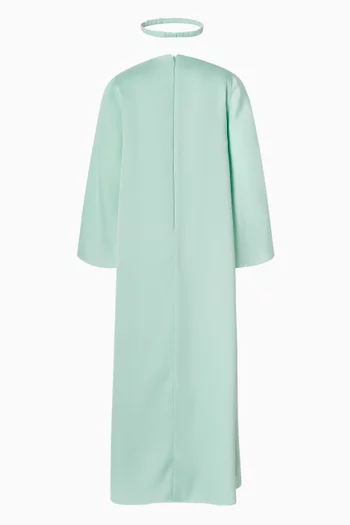 قفطان مزين بتطريزات