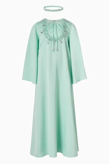 قفطان مزين بتطريزات