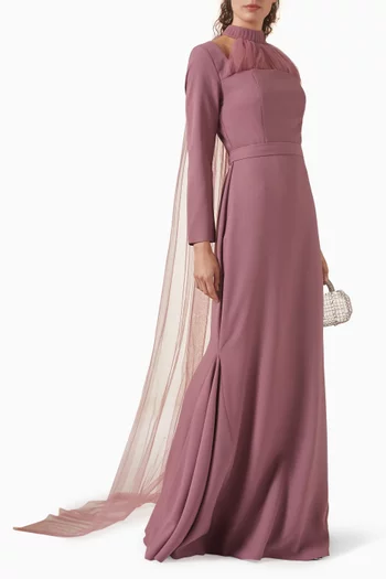 فستان بأكتاف مكشوفة