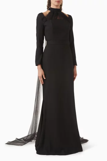 فستان بأكتاف مكشوفة