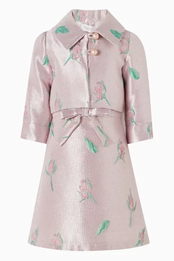 تنورة مطرزة بورود وعقدة 