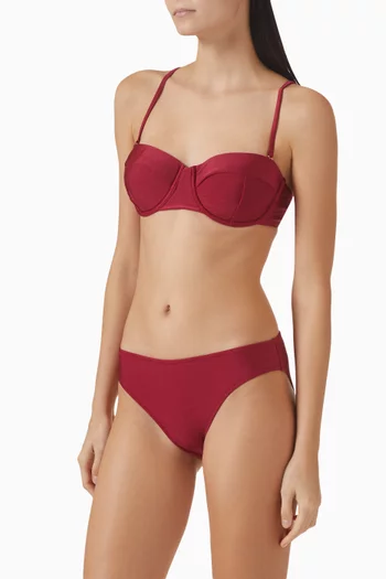 قطعة بيكيني علوية الكسندريا