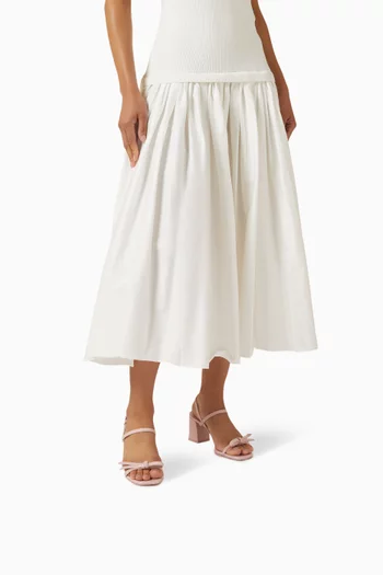 صندل بعروة وكعب عريض جلد