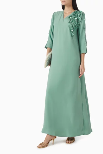 قفطان مطرز بالخرز