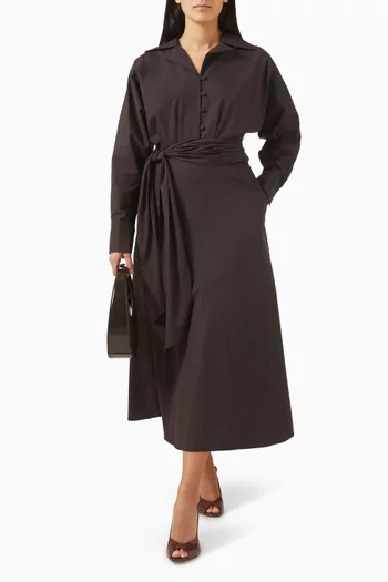 فستان متوسط الطول بنمط قميص وحزام