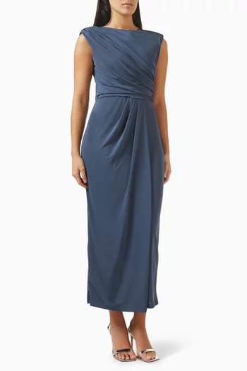 فستان طويل بكشكش