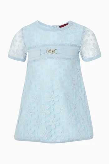 فستان بزهور مطرزة دانتيل