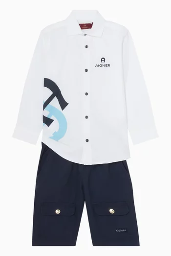 قميص بطبعة شعار الماركة