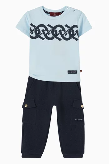 تي شيرت قطن بشعار الماركة بتصميم متقاطع