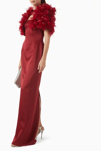 فستان مزين بكشكش وريش