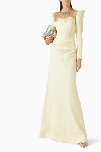 فستان سهرة مزين بتطريزات