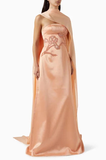 فستان سهرة بكاب وتطريزات تفتا ميكادو