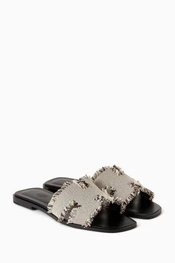 Unused Oran Sandals in Prunoir Leather, EU 40